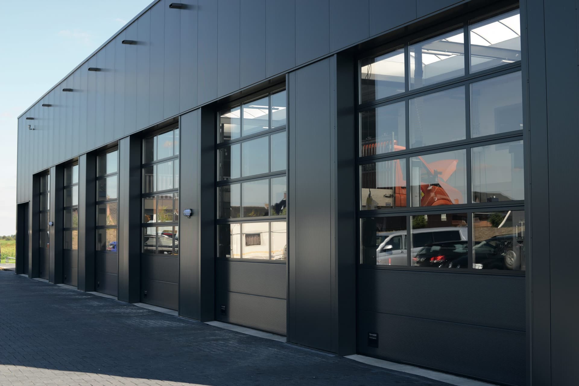 Industrietore: Automatisierte Systeme für mehr Effizienz