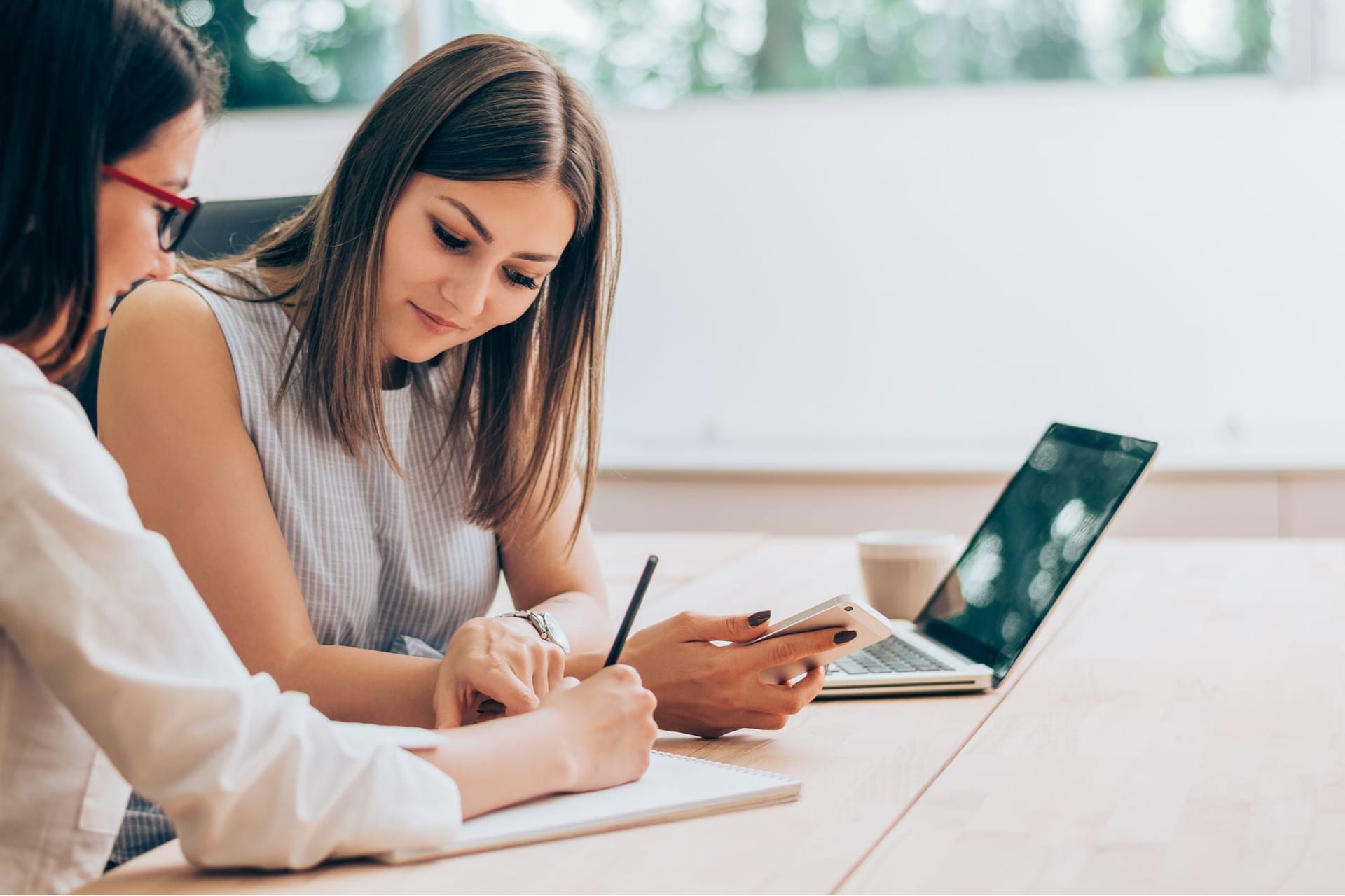 Dynamik der SEO Agentur Vivont Berlin für Nutzersignale und Autocomplete Marketing-Dienste: Die digitale Zukunft gestalten