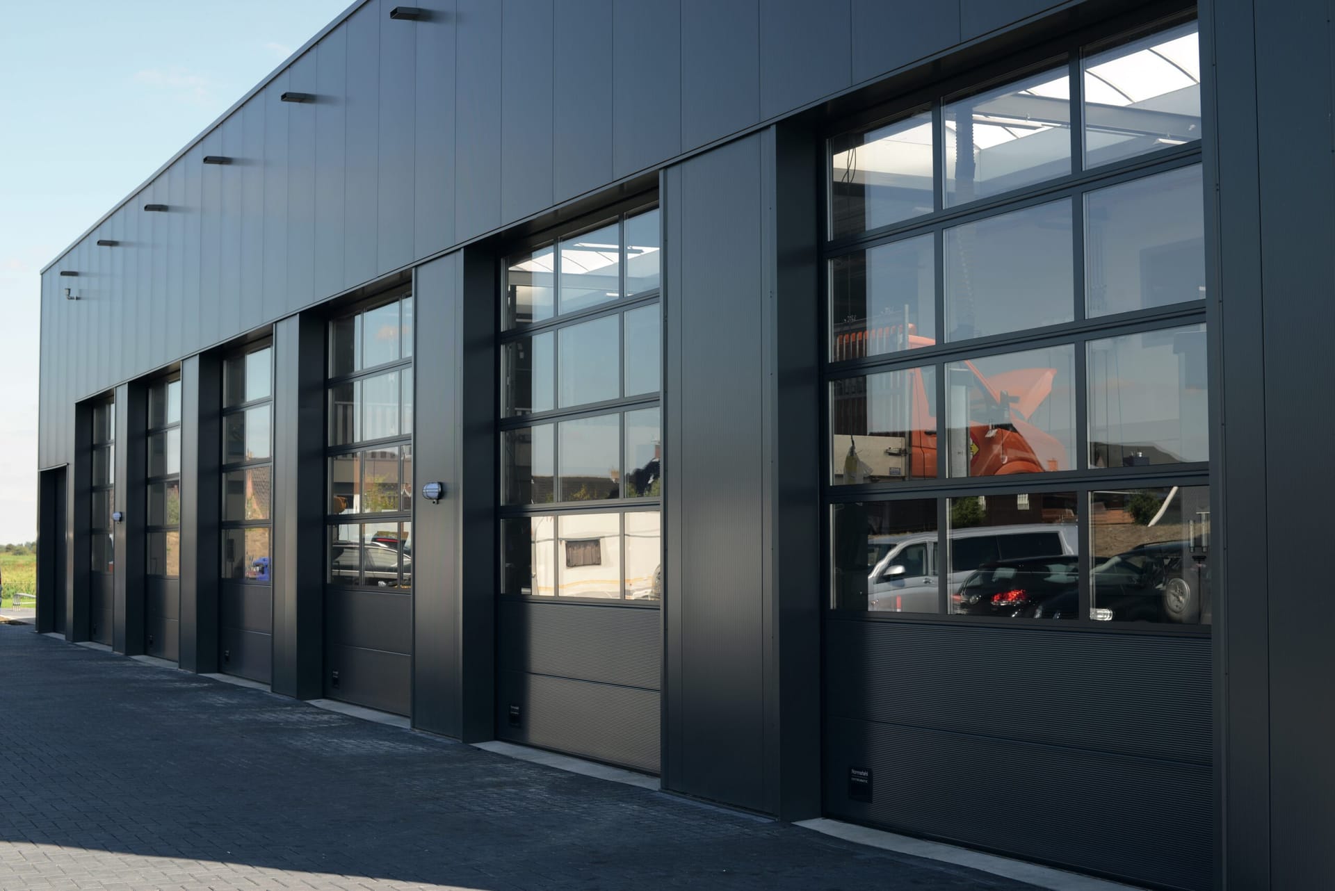Industrietore: Automatisierte Systeme für mehr Effizienz