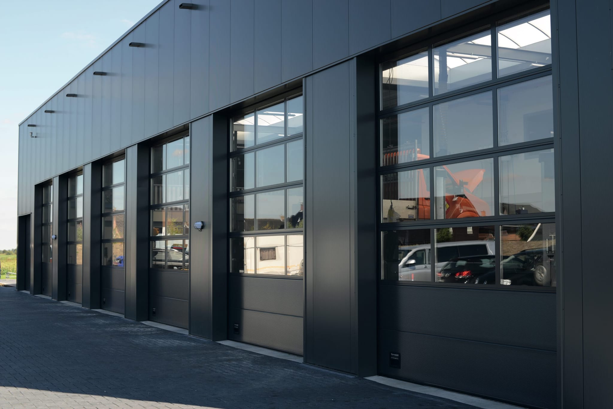 Industrietore: Automatisierte Systeme für mehr Effizienz