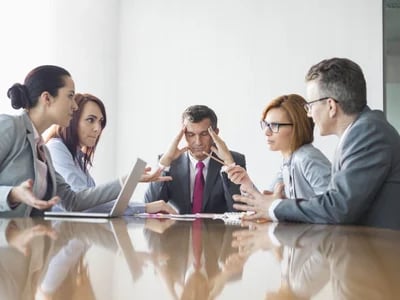Wie ein Headhunter Ihnen Zeit und Ressourcen spart